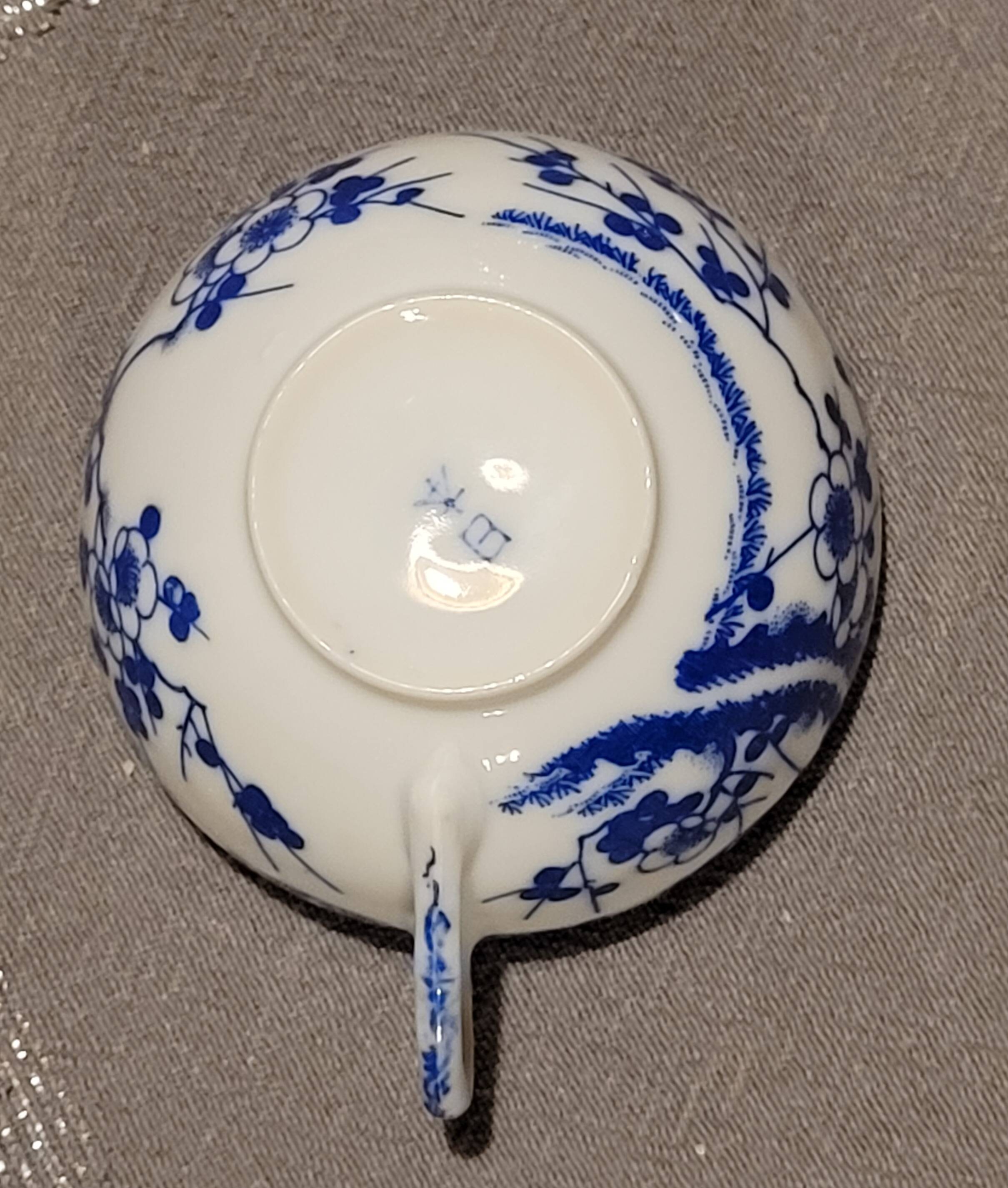 6 tea cups with saucers - Japan - antique