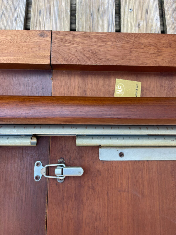 Table extensible en teck, piètement luge traîneau, style vintage