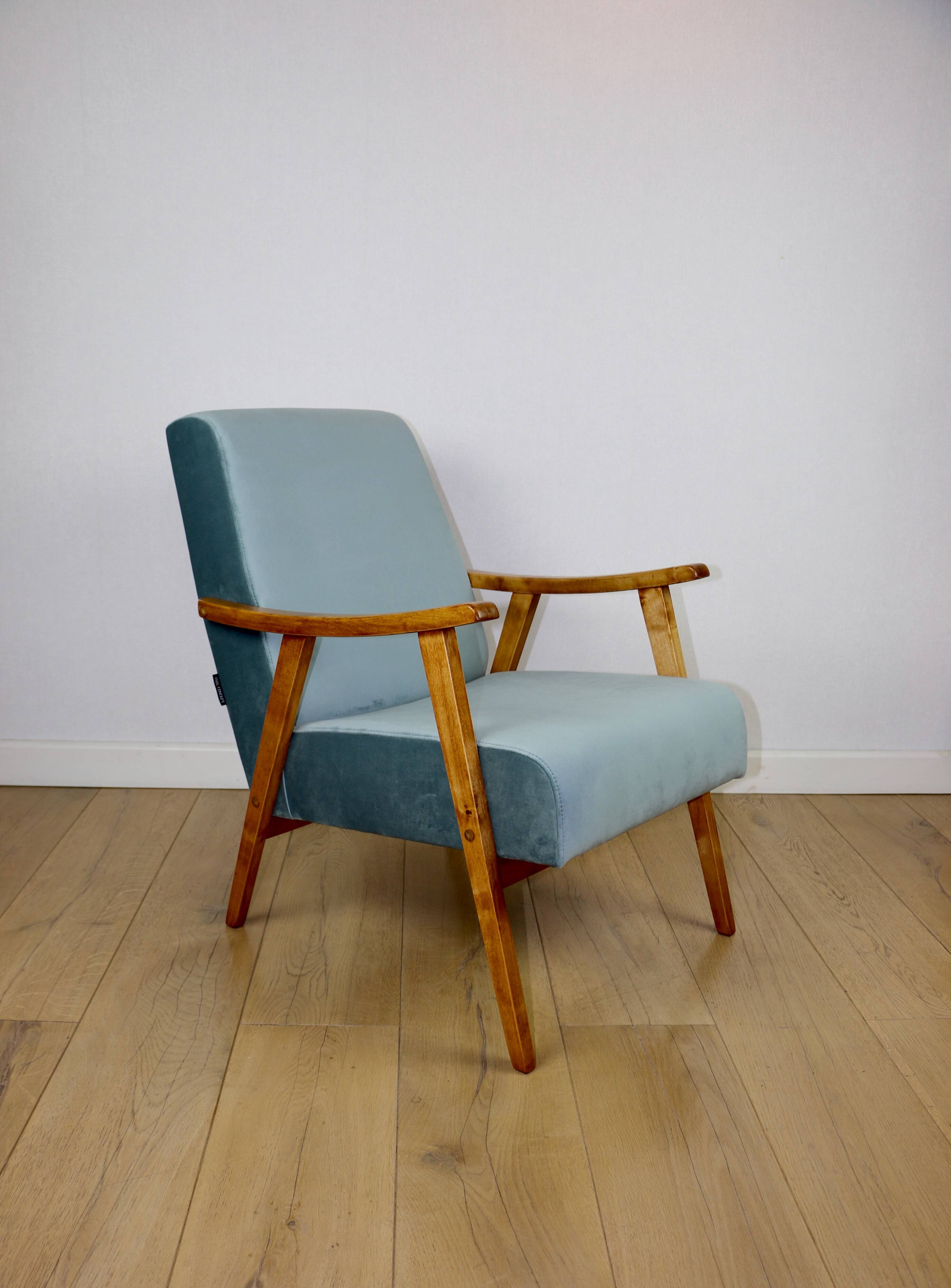 Fauteuil vintage loft années 70 bleu clair