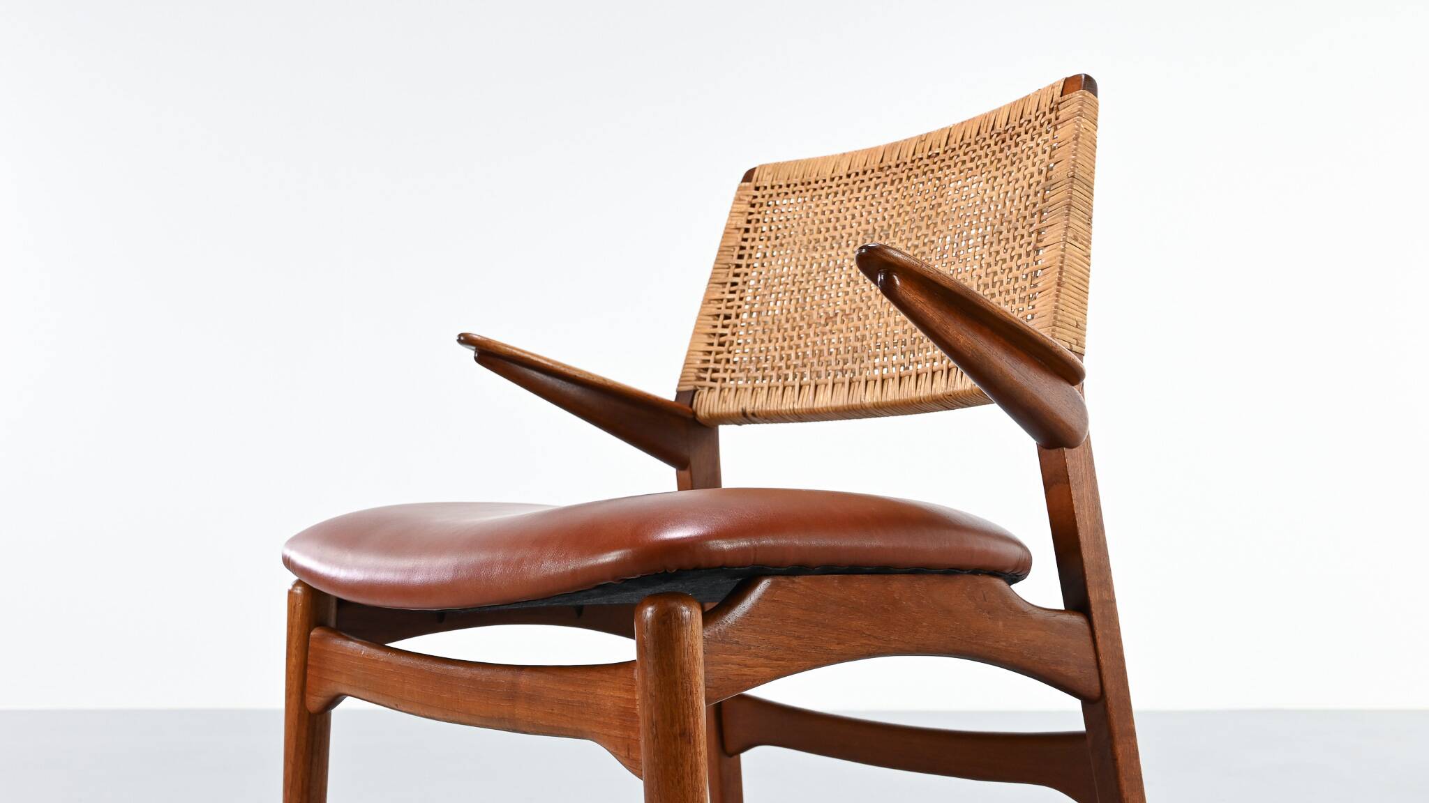 E. Knudsen, armchair model 48 for Jensen & Lykkegaard. Denmark, circa 1950.
