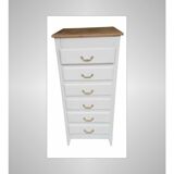 Old chest of drawers