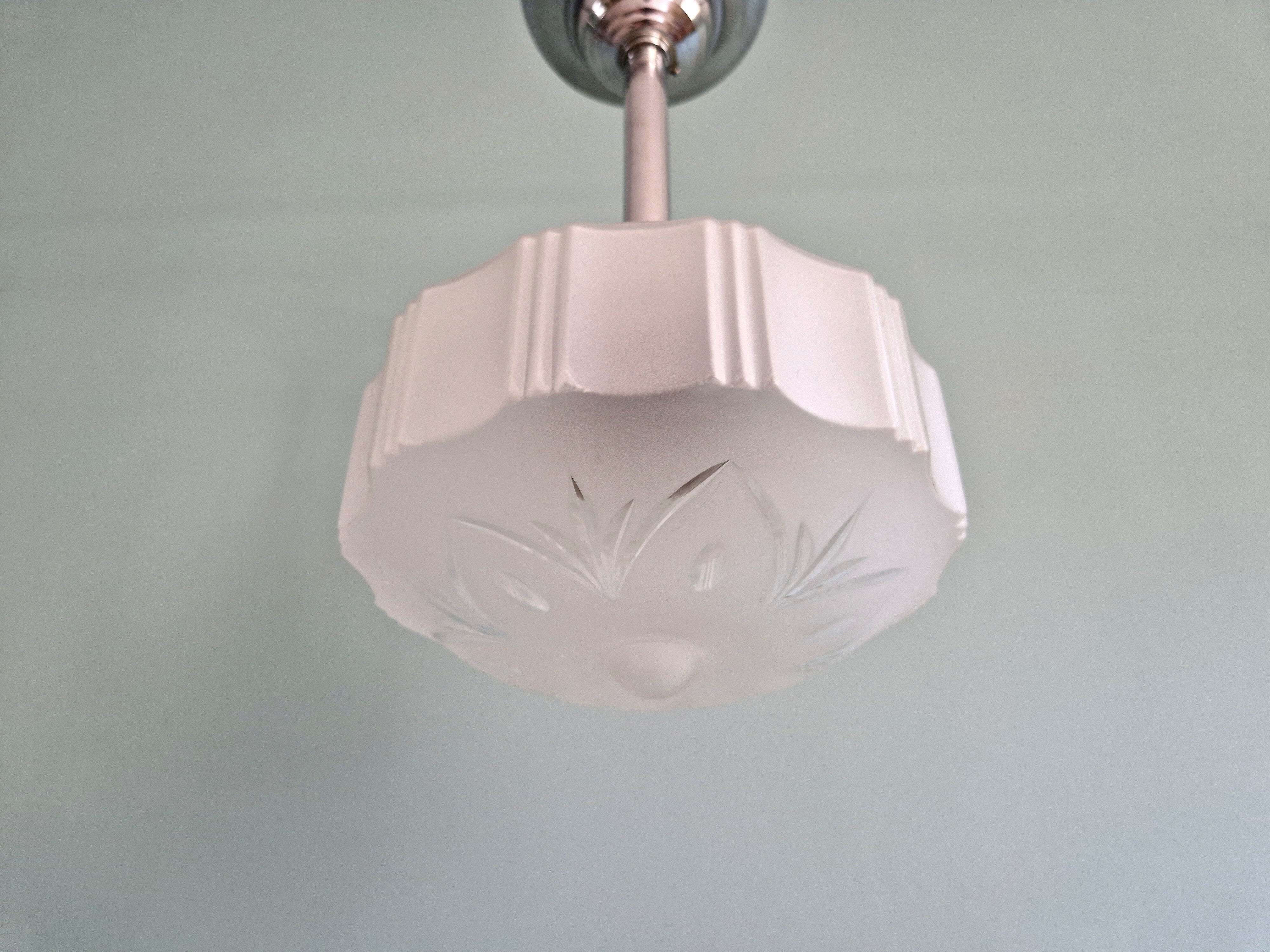 Art Deco glass pendant, 1920s-30s