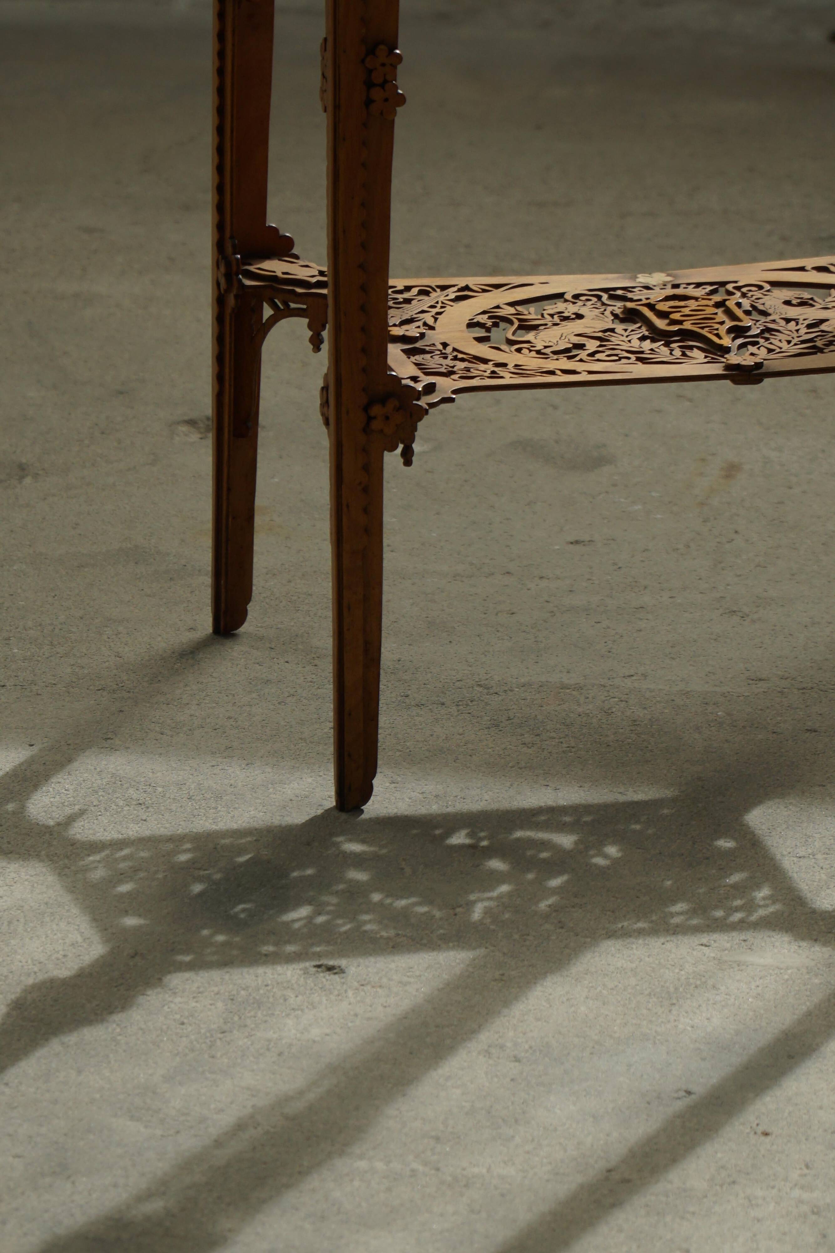 Console / Carved Side Table in Chippendale Style from the 20th Century with Storage