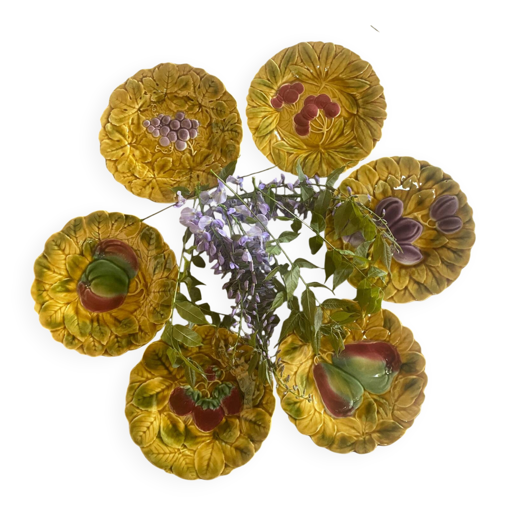 Set of 6 dessert plates in Sarreguemines majolica.