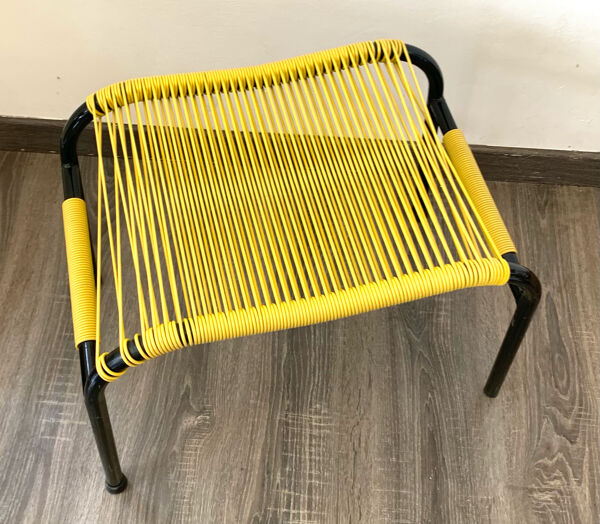 Ottoman scoubidou jaune