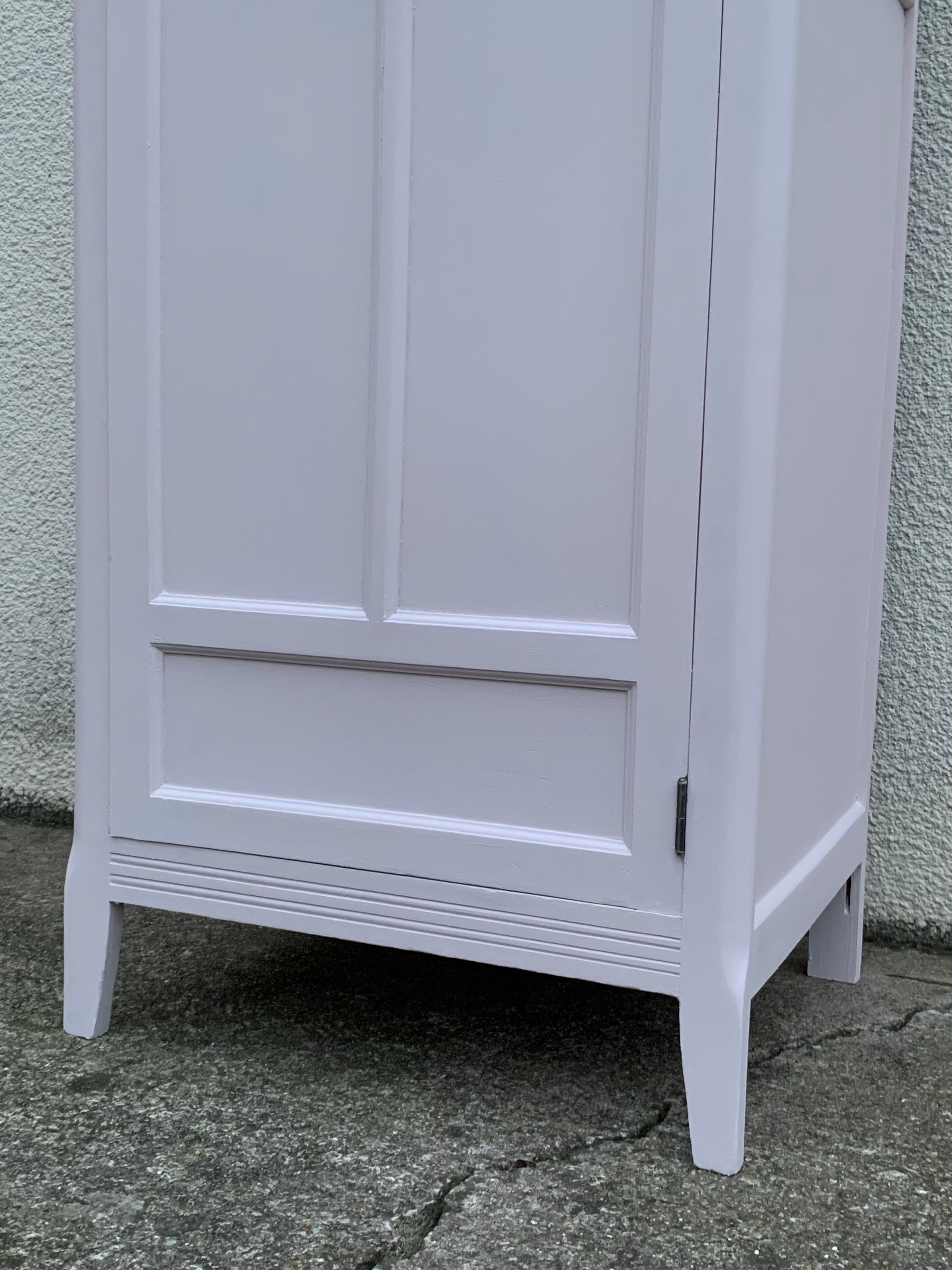 Parisian wardrobe, nude pink, 1940.