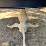 Round table