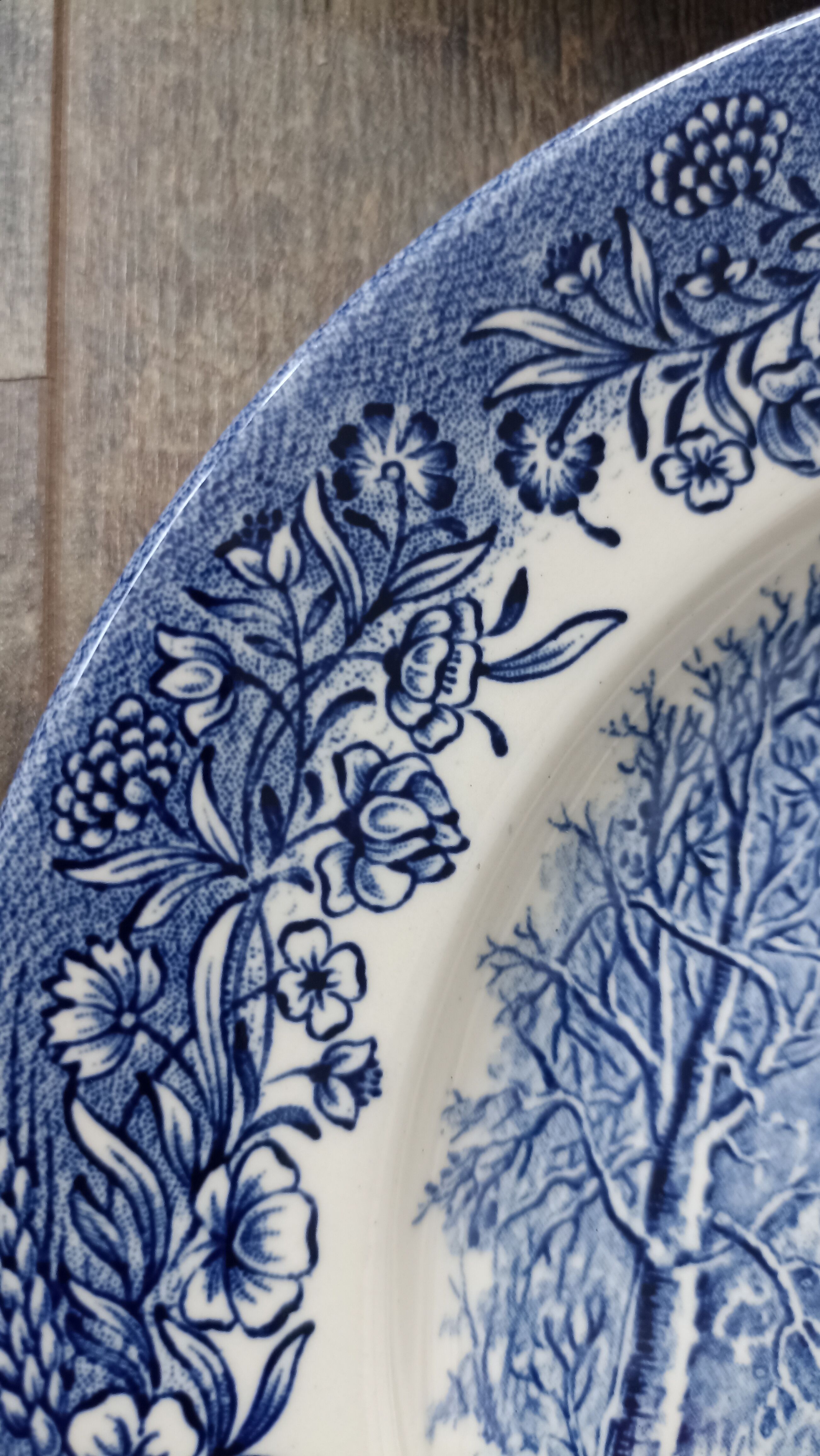 Churchill England dessert plates