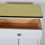 Meuble en formica