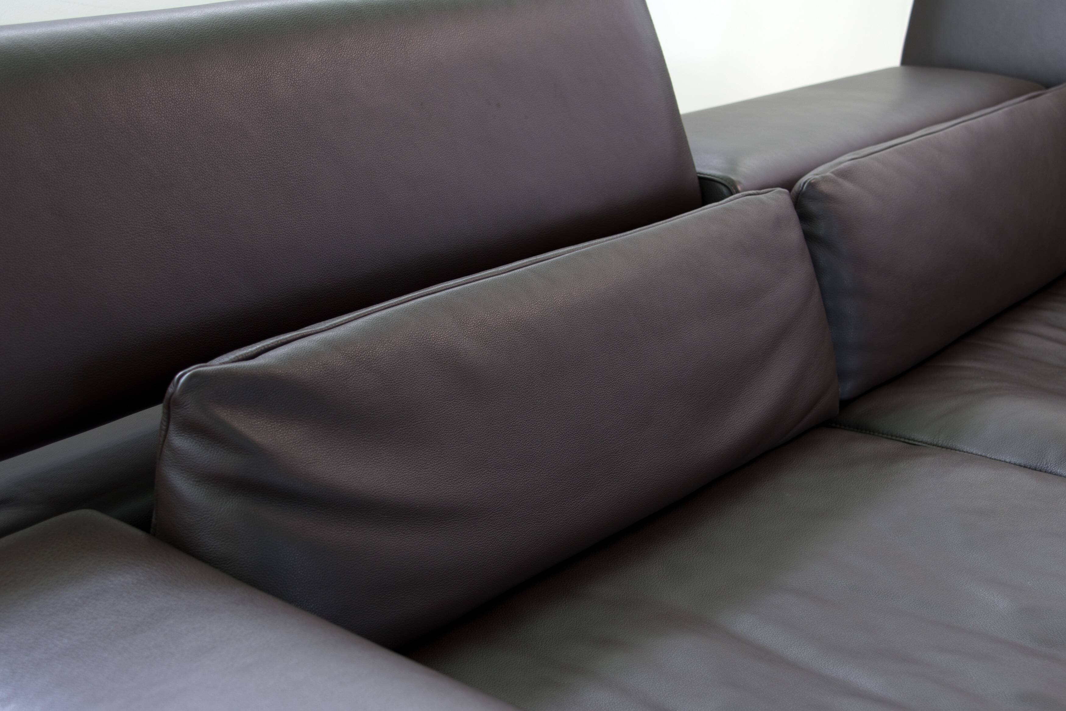 Jori Shiva leather corner sofa – Jean-Pierre Audebert