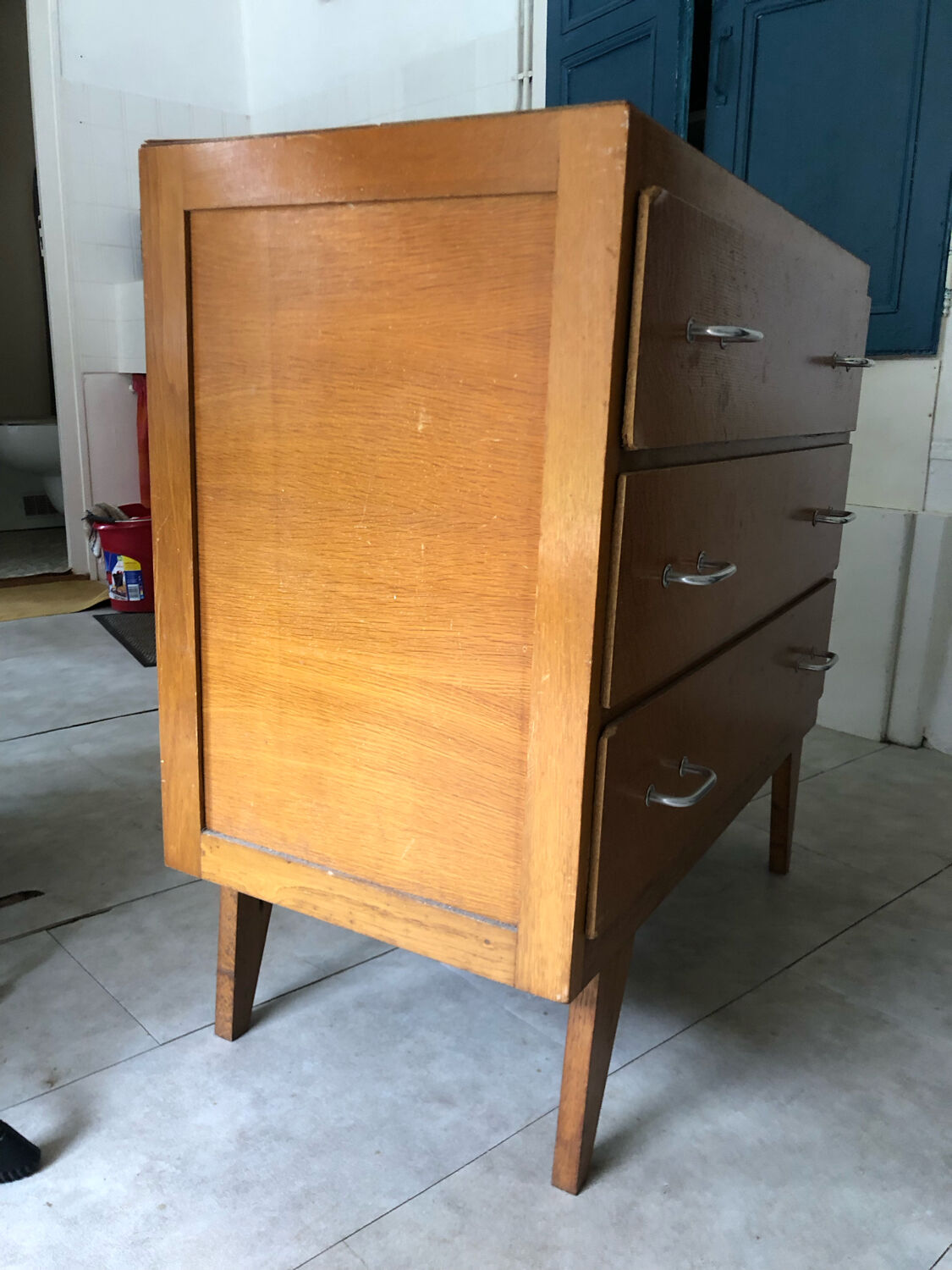 1960 chest of drawers