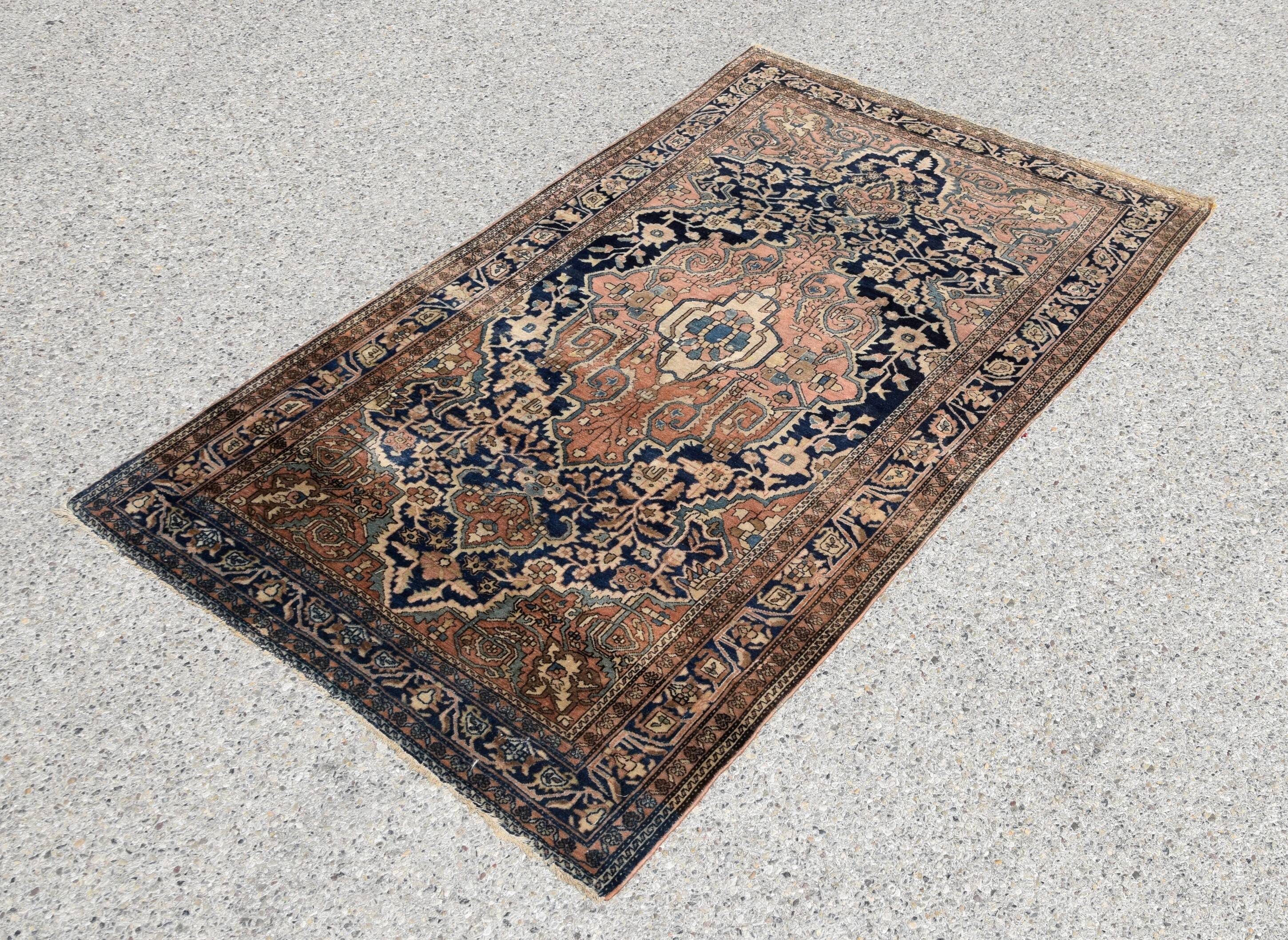 Ancient Iranian Oriental rug Sarouk 128x209 Metres