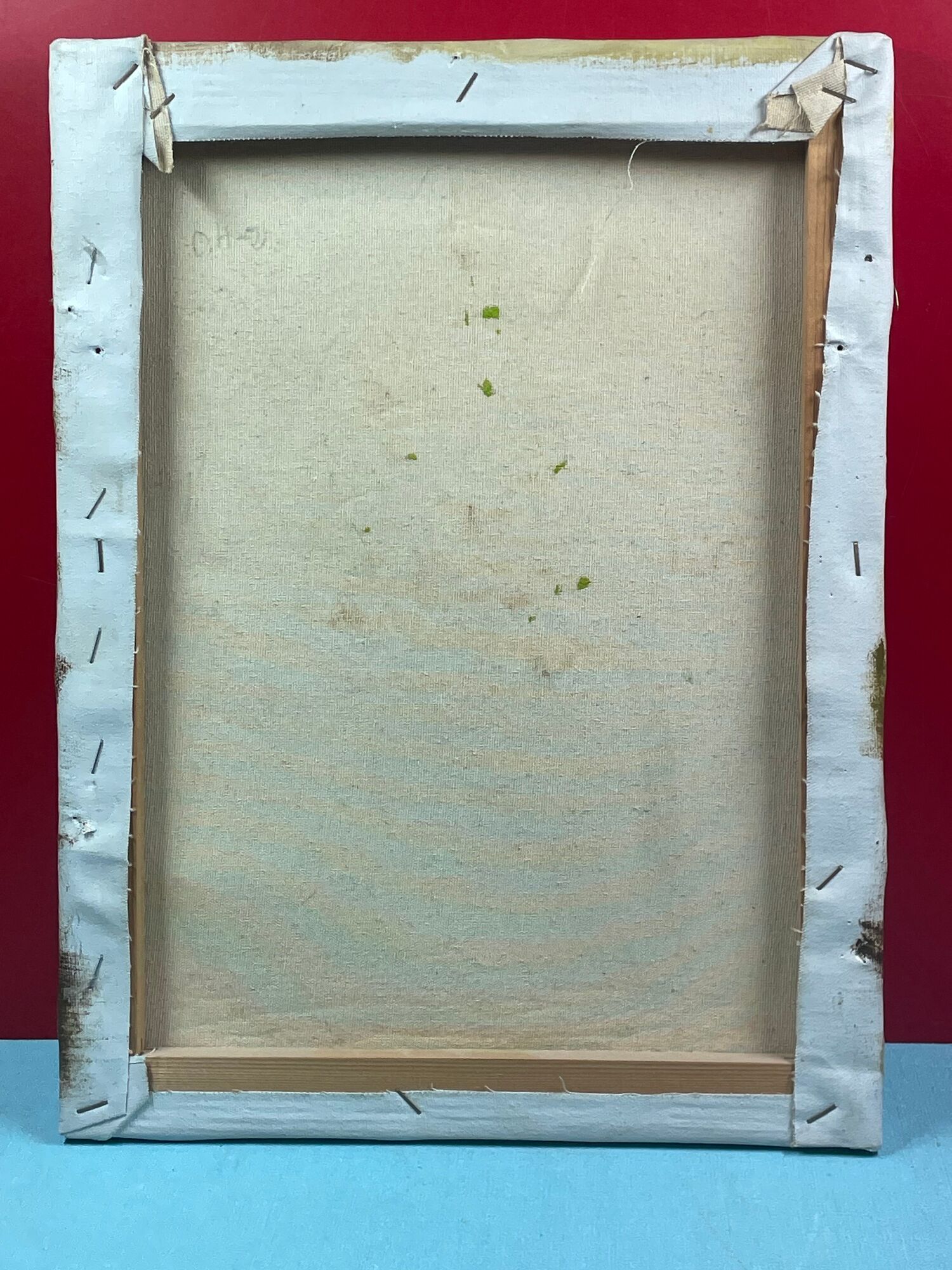 Vase au bouquet, signature à identifier, huile sur toile