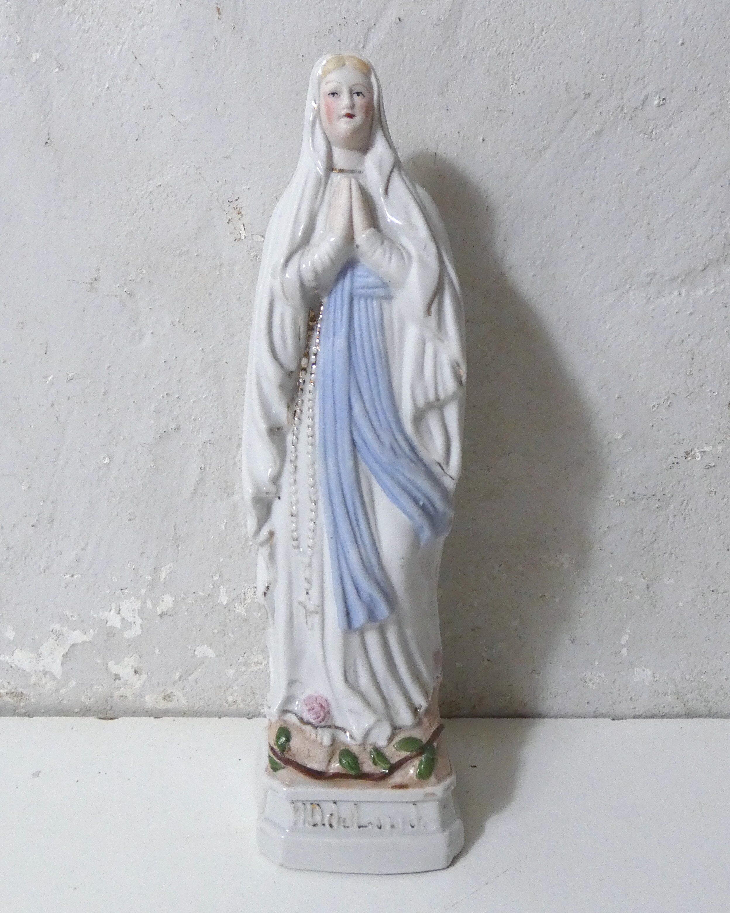 Old Virgin Mary statue in biscuit 25.5 cm