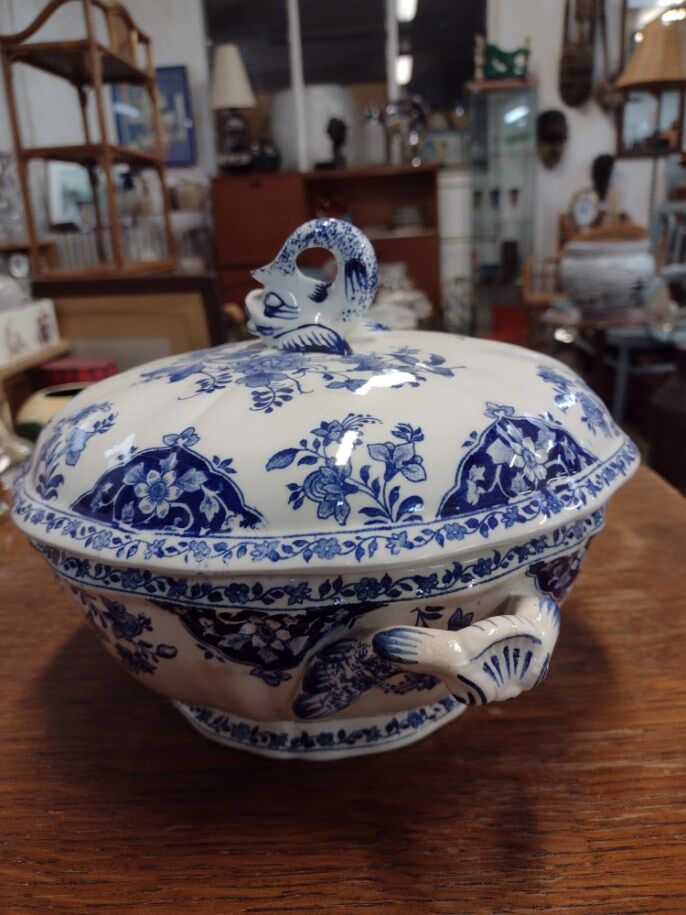 Soupiere gien model delft