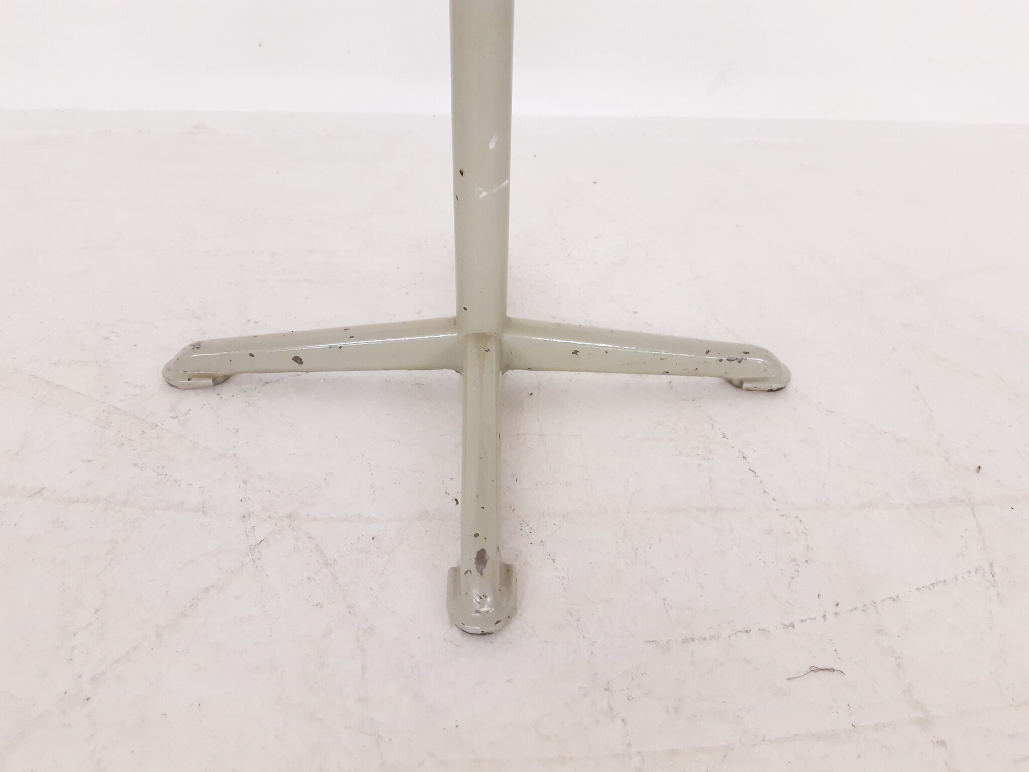 Friso Kramer for Ahrend de Cirkel drafting stool, The Netherlands 1950's