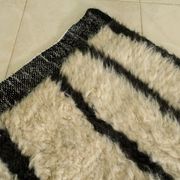 Tapis en laine naturelle tissé main traditionnelle taille 200x300 cm