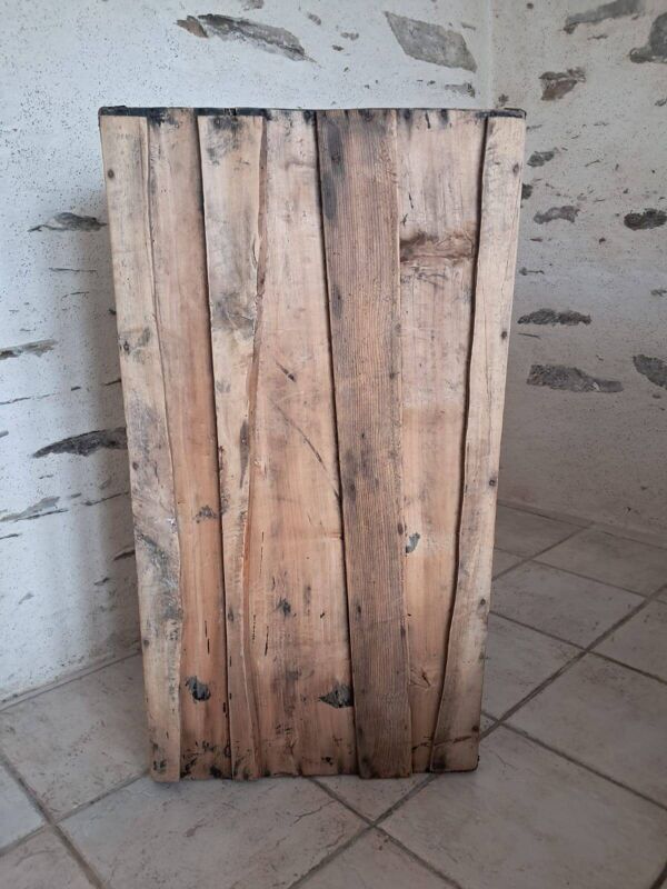 Malle bombée ancienne de voyage en bois