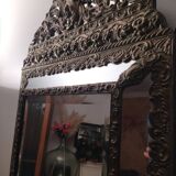 Repelled brass pareclose mirror