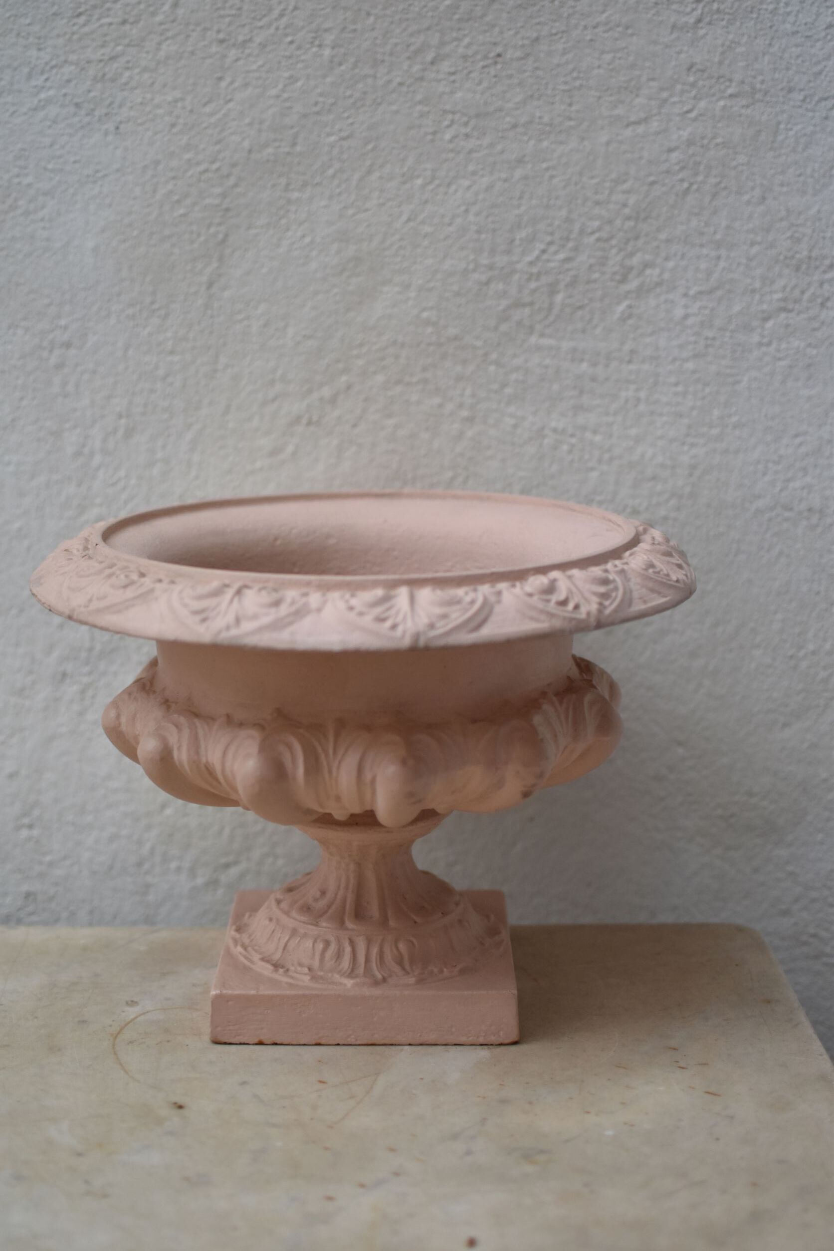 Medici vase in cast iron