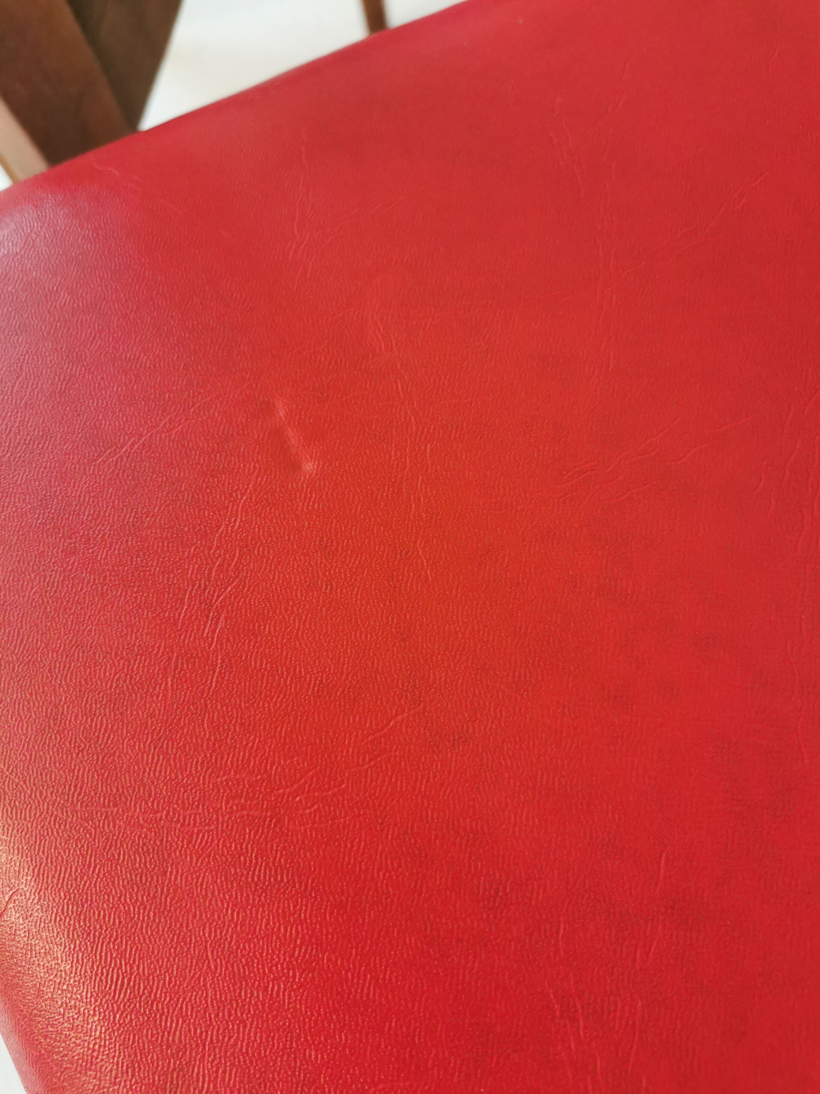 6 bistro chairs