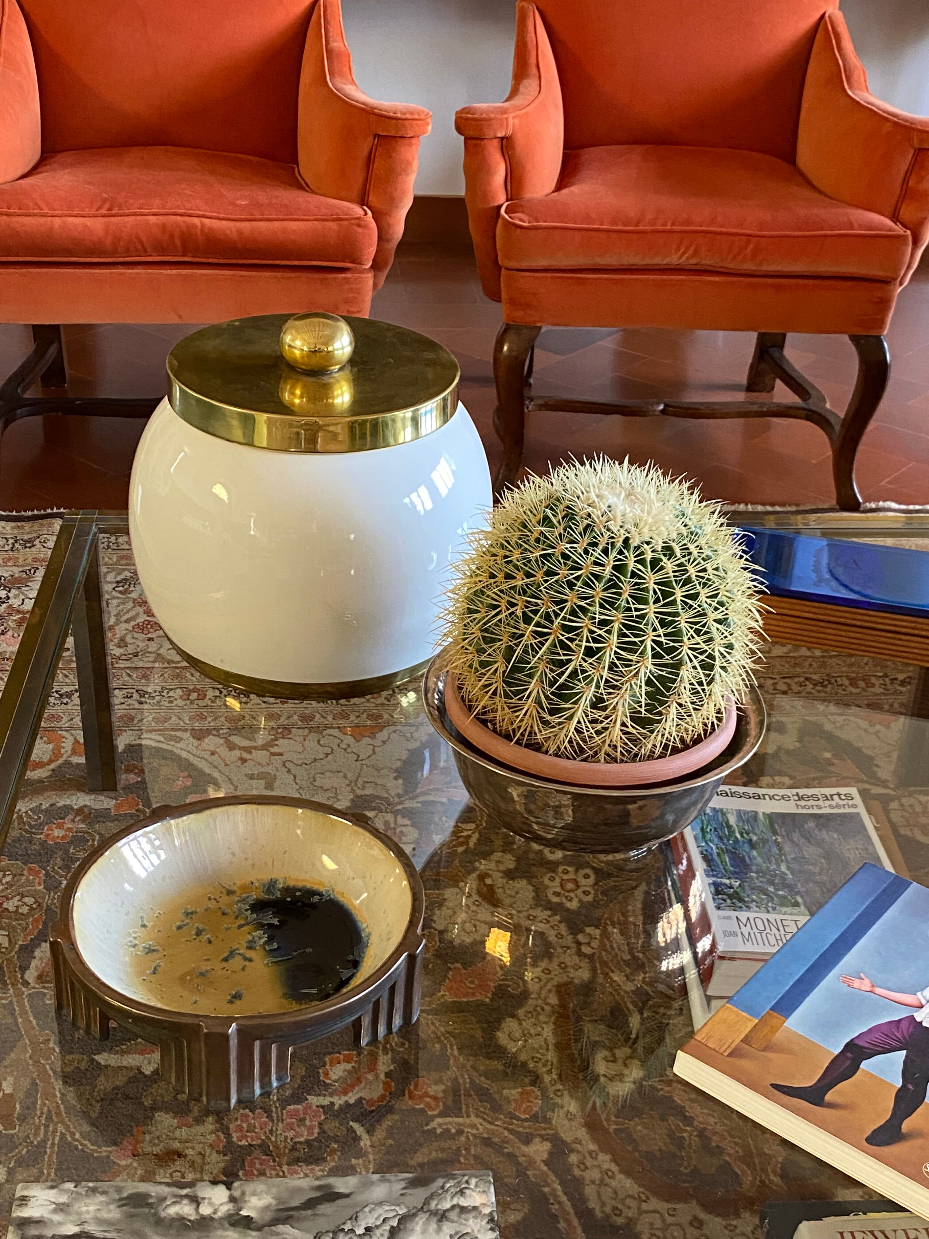 Hollywood regency white ceramic bucket, Italy, ca. 1970