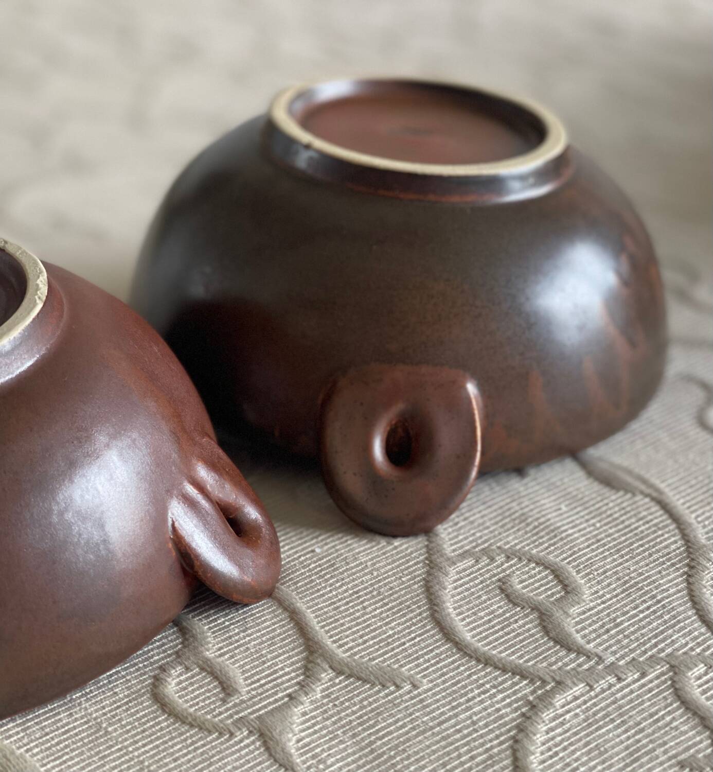 Duo of artisanal stoneware bowls