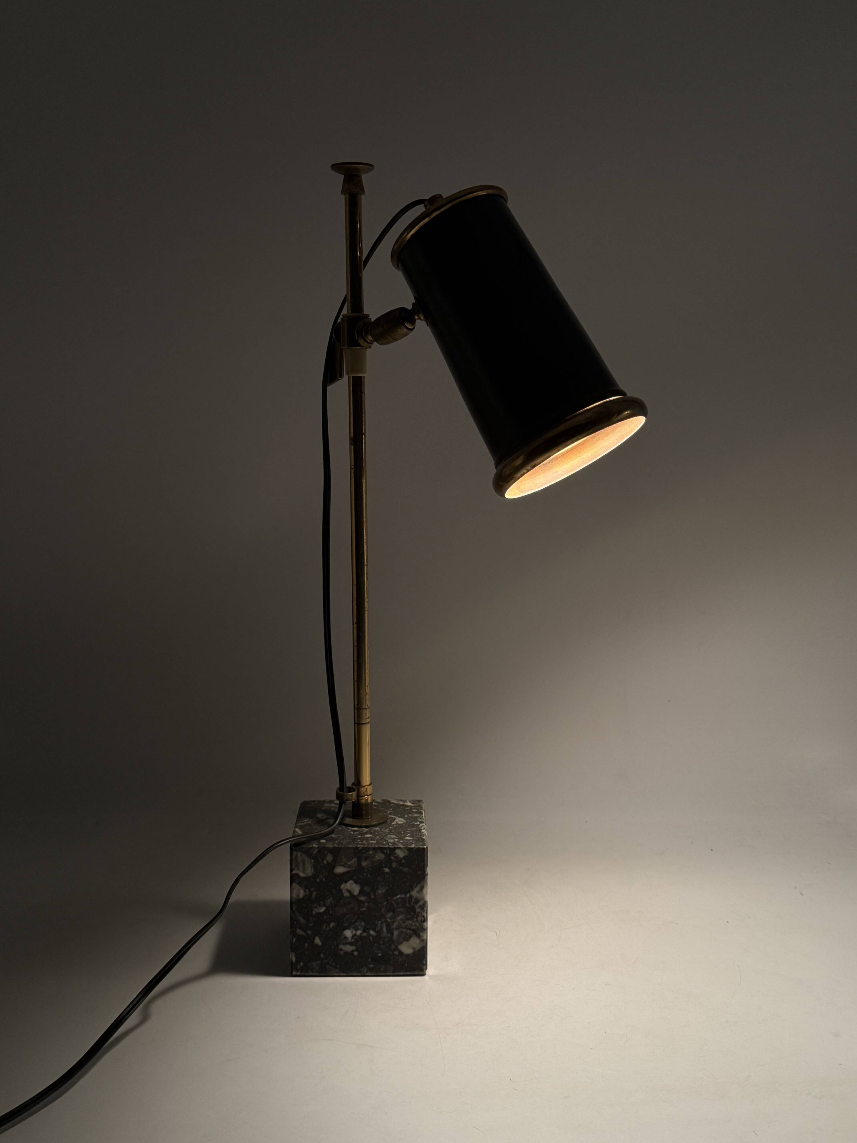 Mid-century modern table / desk lamp, Italy 1960s