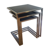 Pull out tables
