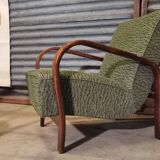 Pair of HF11 chairs by Karel Koželka and Antonín Kropáček for Jindřich Halabala