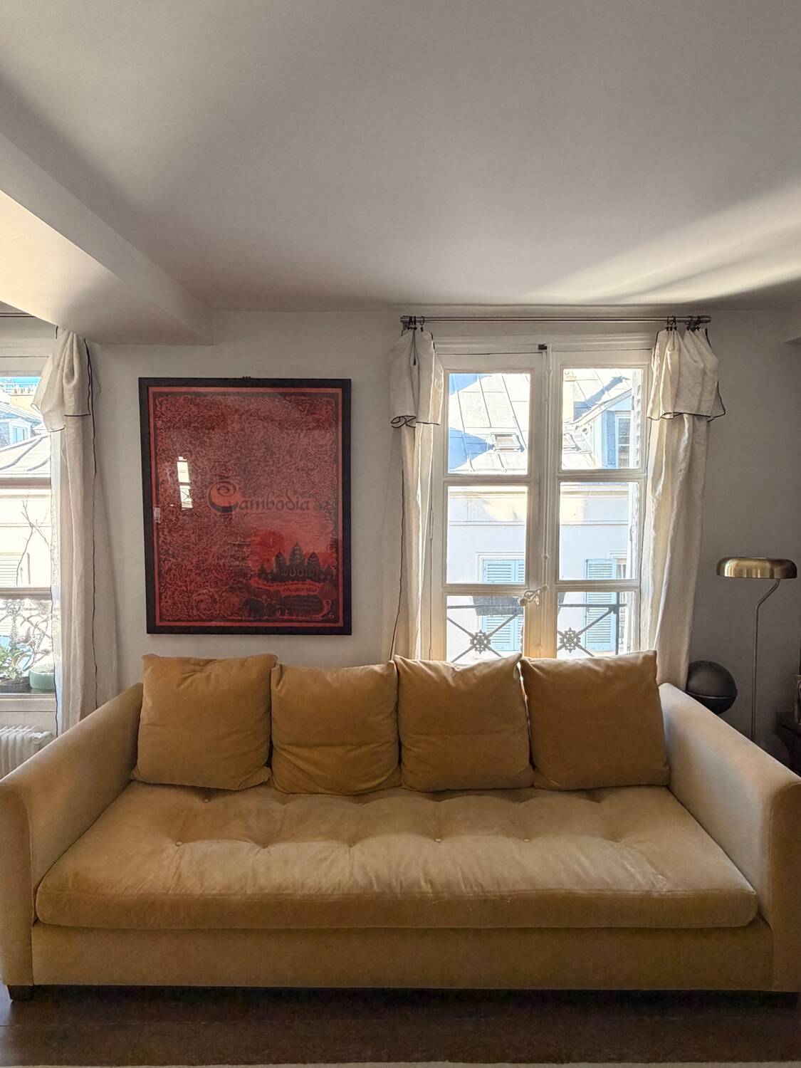 Mustard Caravan Canapé