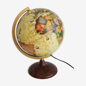 Luminous terrestrial globe