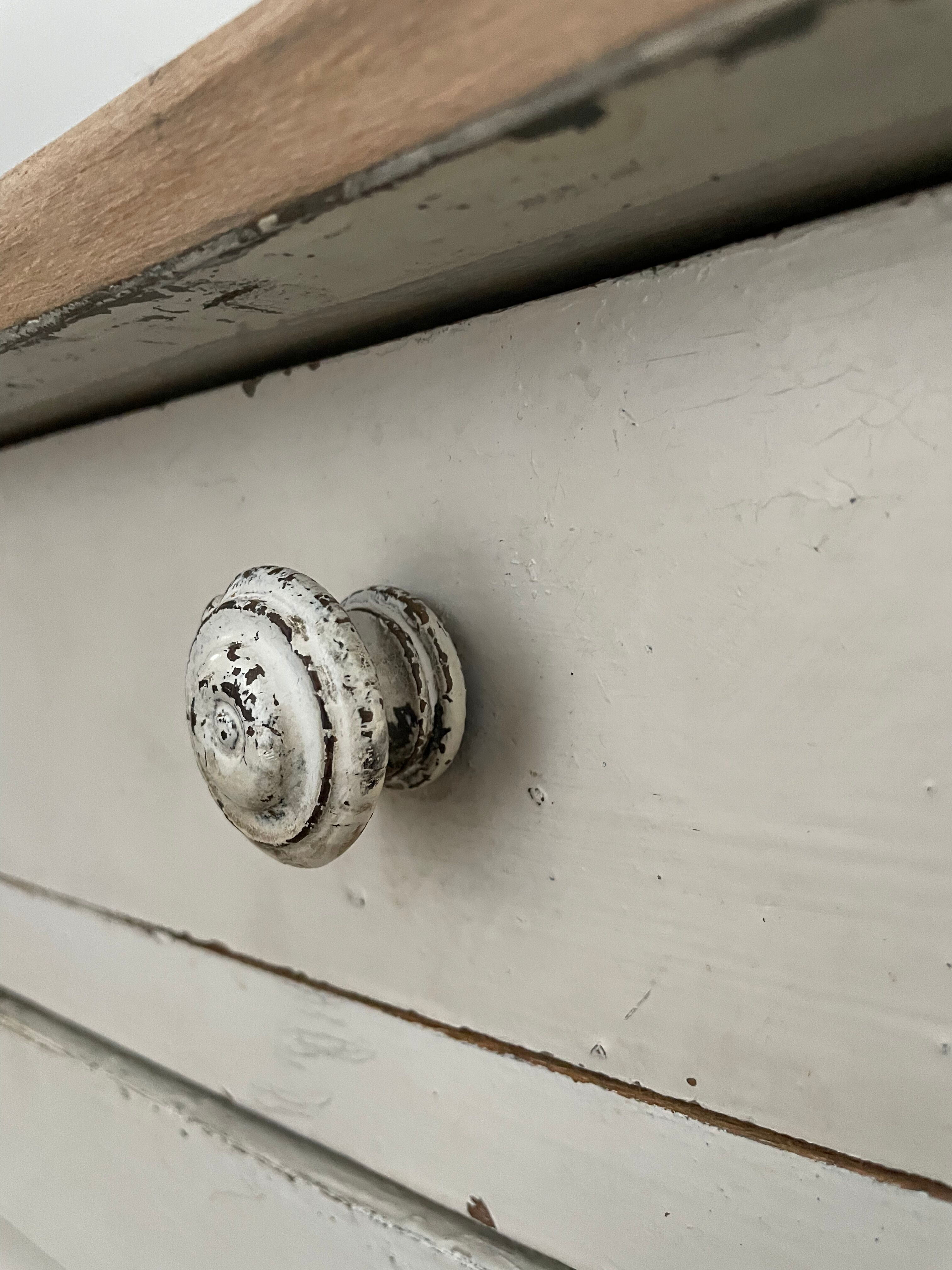 Buffet parisien ancien