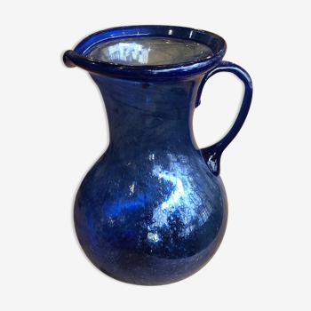 Pitcher made of blown and bubbled glass