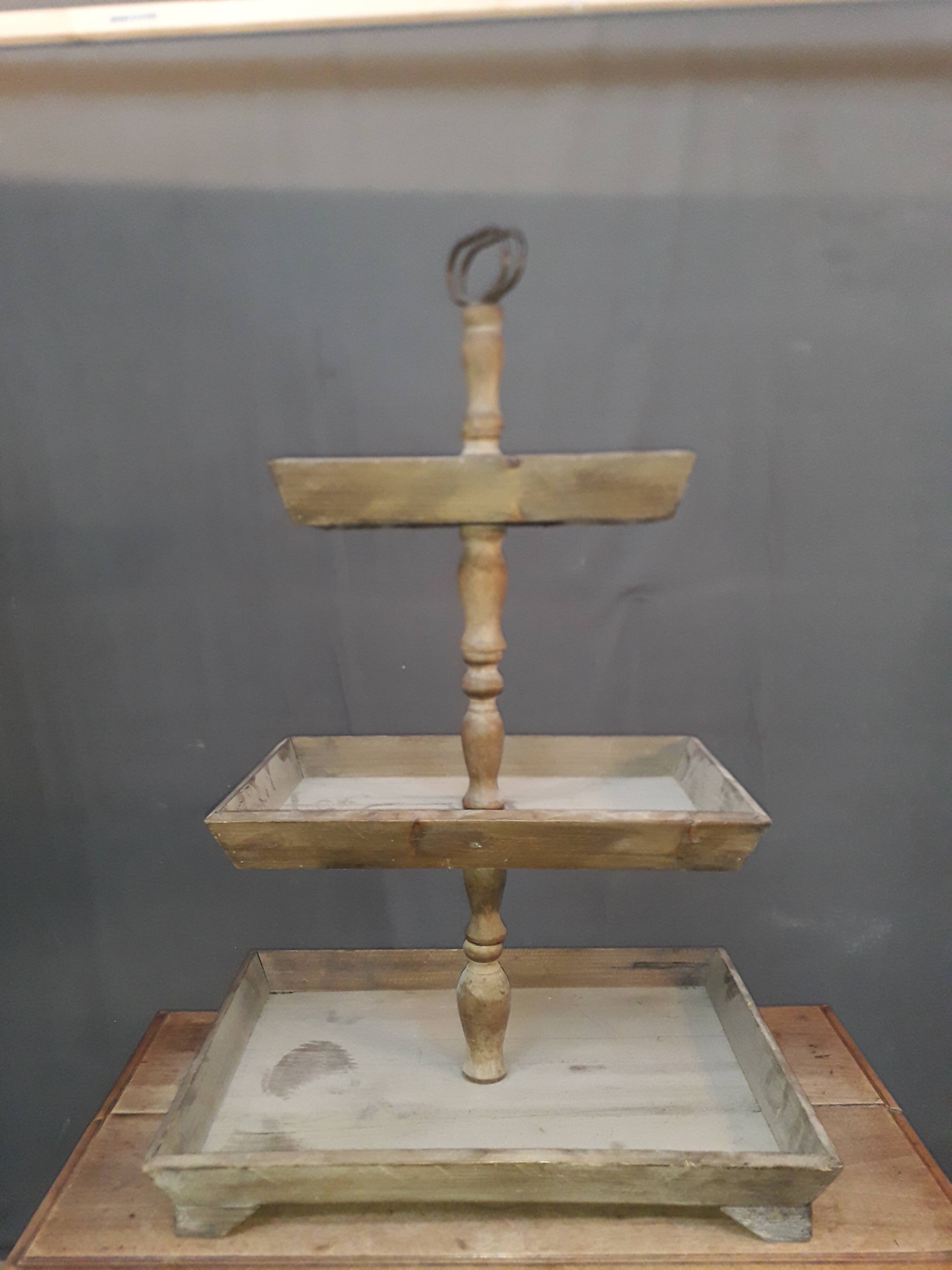 3-tray wooden display