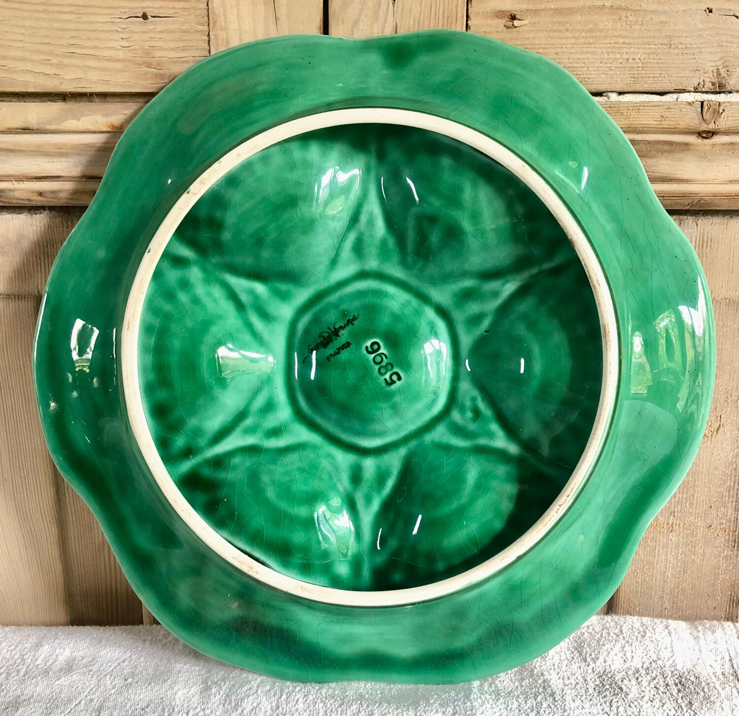 6 Sarreguemines slurry oyster plates