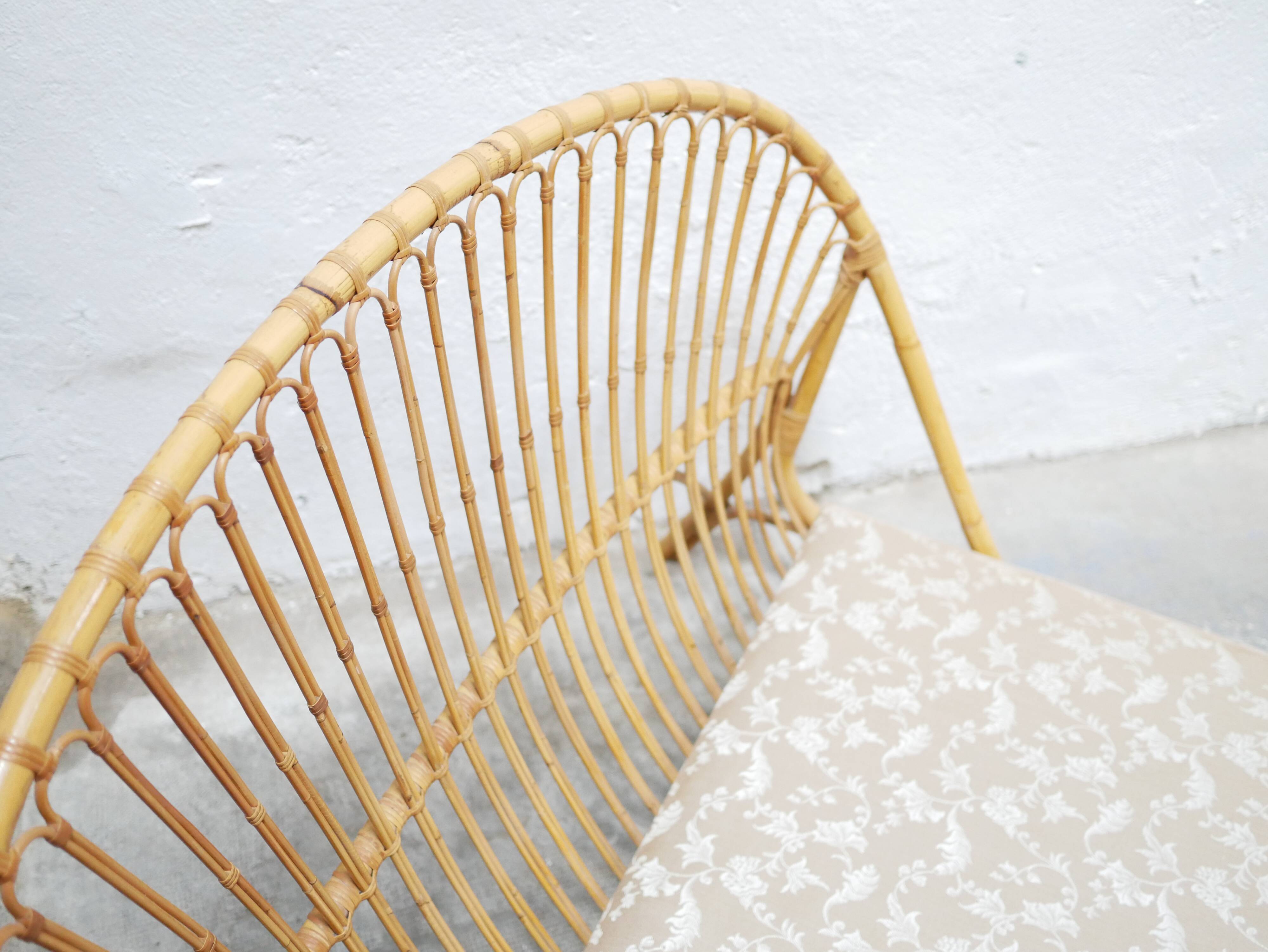 Vintage rattan basket bed 190cm x 120cm