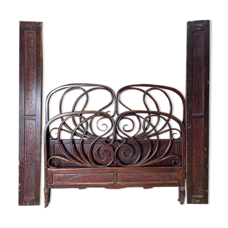 Curved wood bed kohn 1904