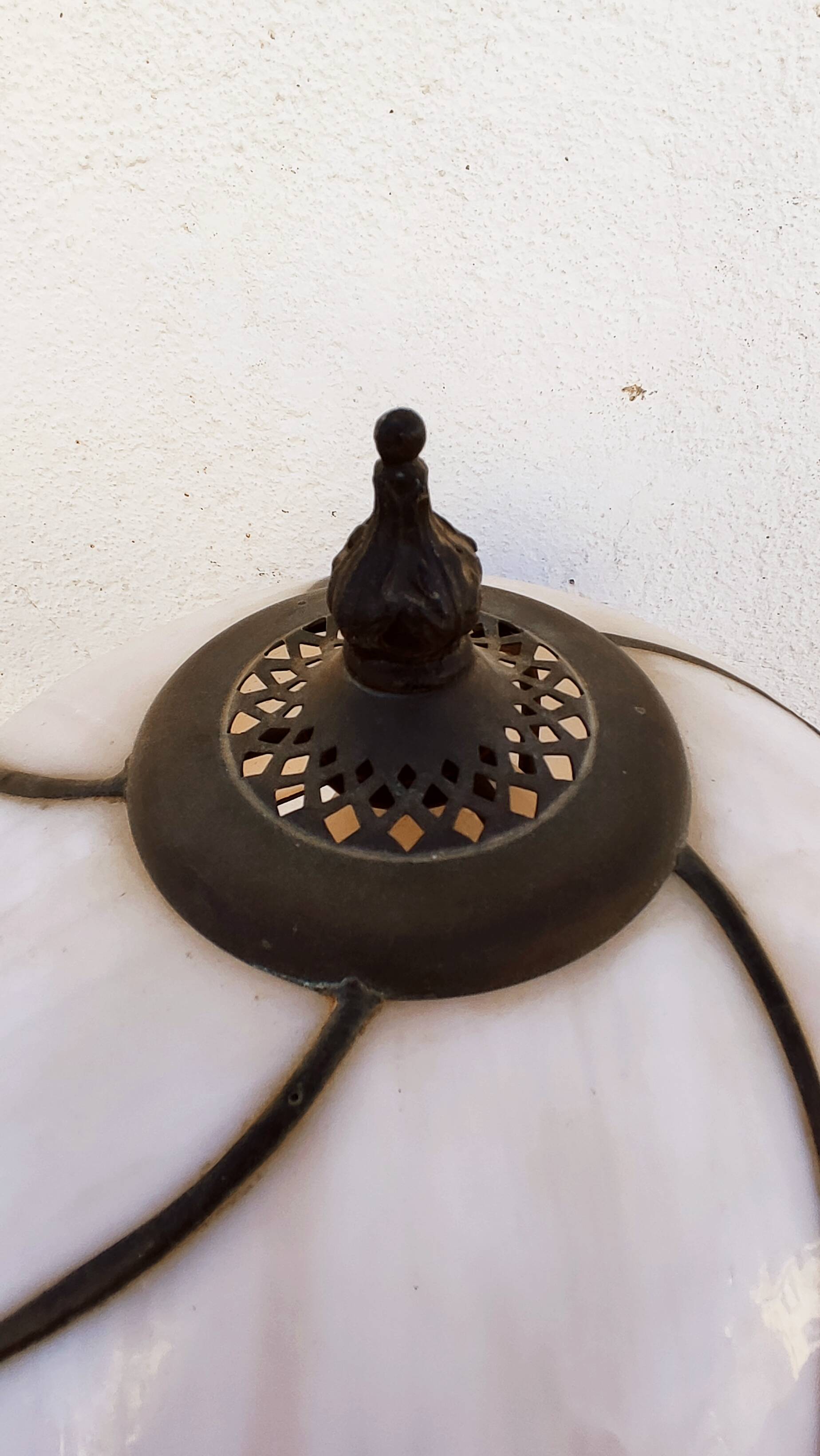 Art nouveau style lamp