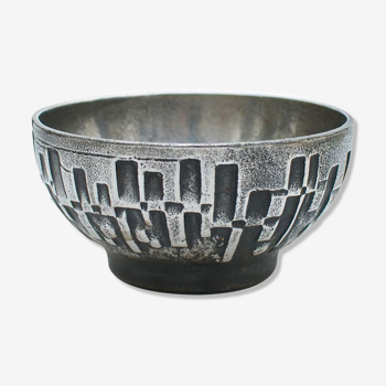 Olav Joa brutalist bowl made of cast steel