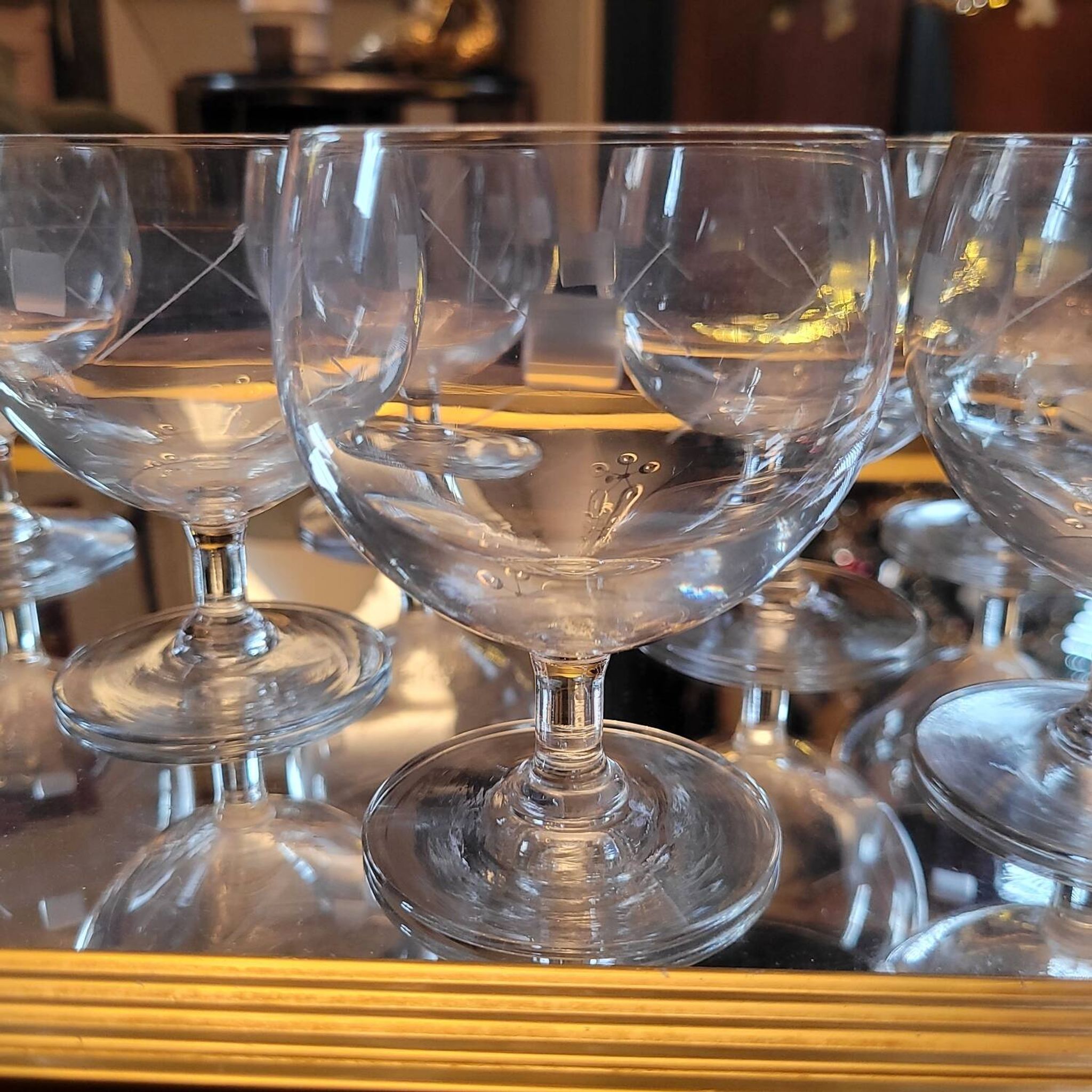 8 cut-glass balloon glasses – 1960s