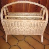 Door rattan magazines