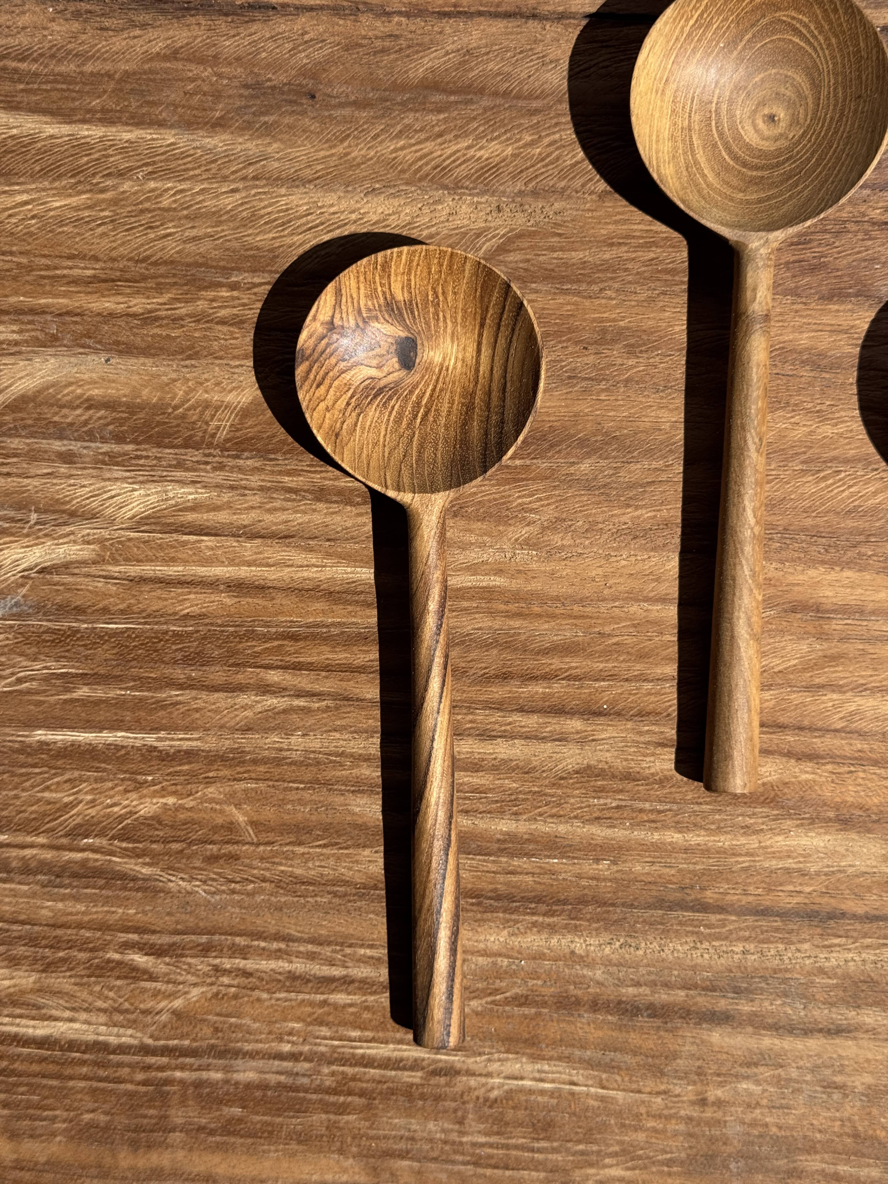 Small spoon, round kitchen utensil in teak L16 D2