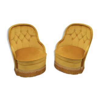 Pair of mustard convertible chairs