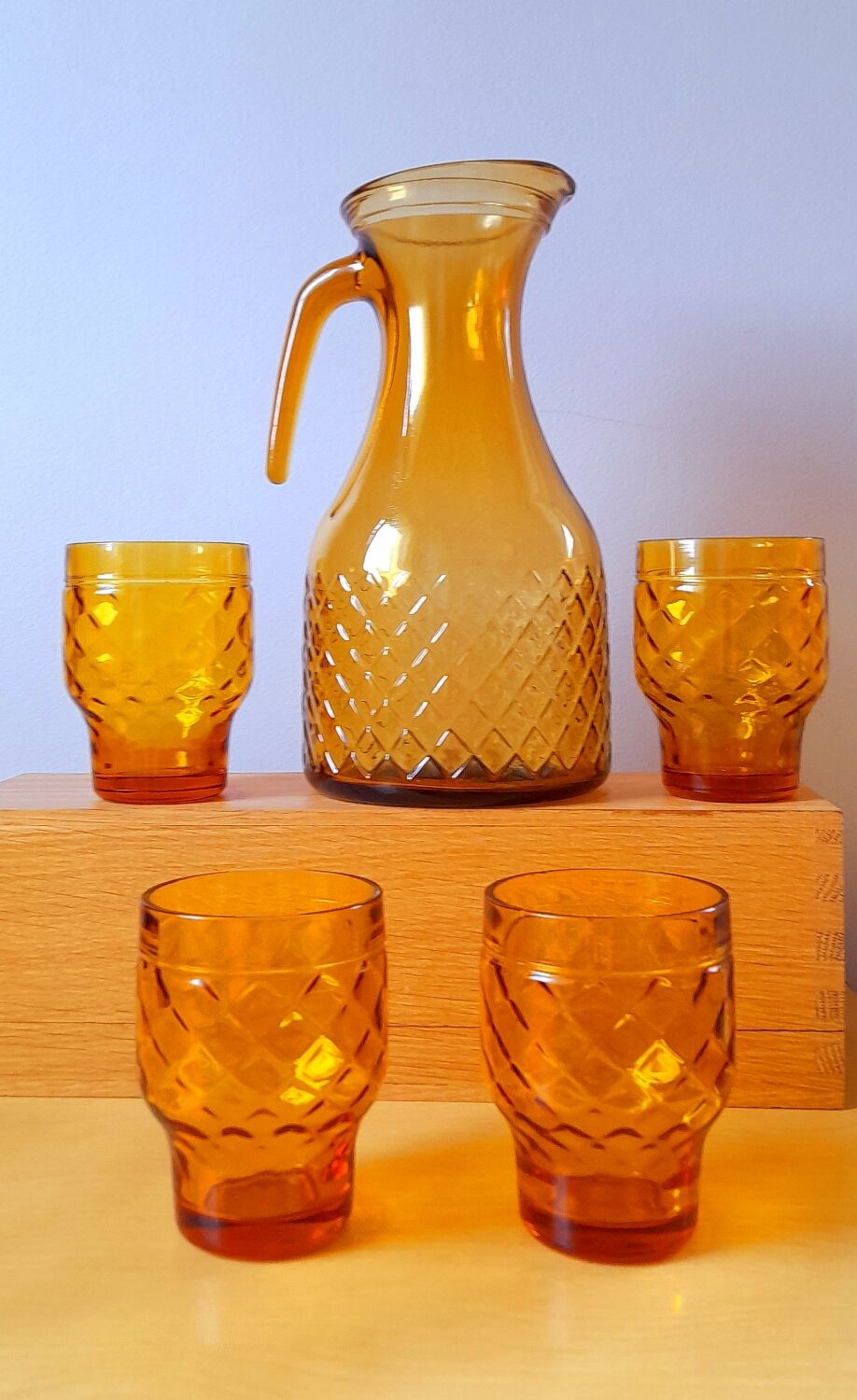 Service verres et carafe ambrée 70s