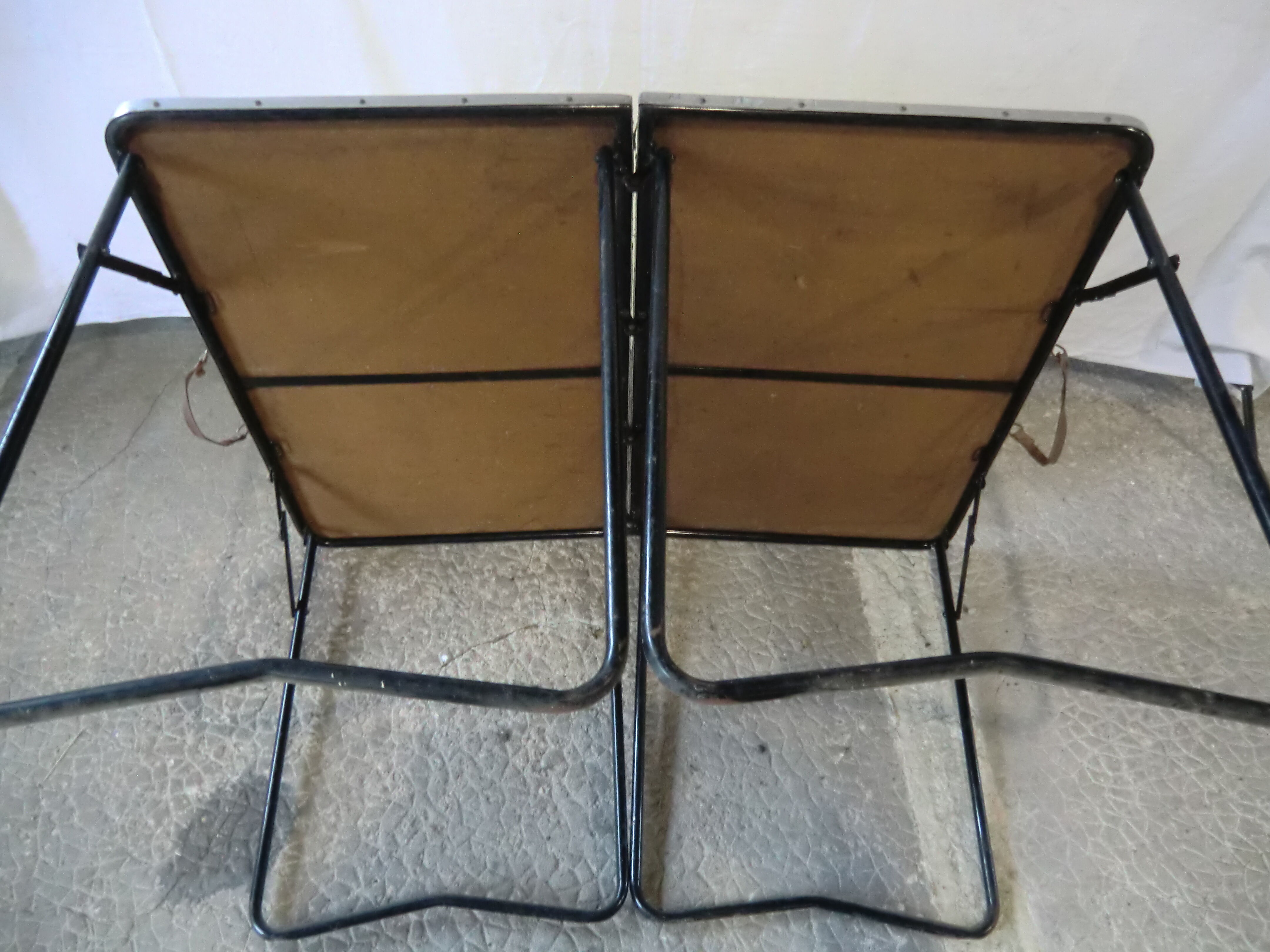 Table de camping pliable annees 60 vintage