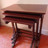 Table gigogne en bois ancienne vintage beaux reflets