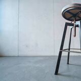 Adjustable industrial stool