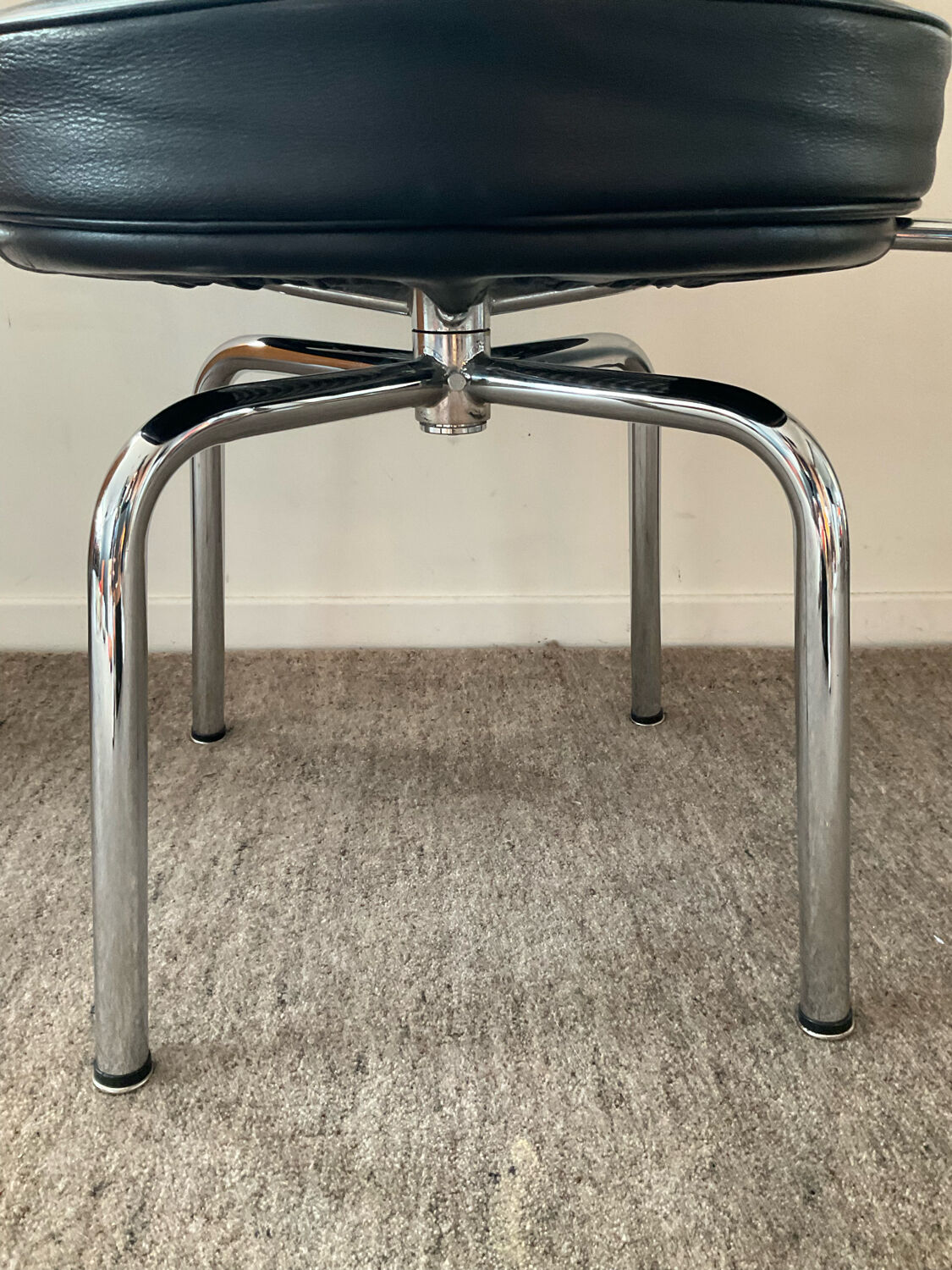 Swivel armchair of the 70