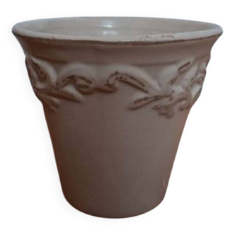 Beige pot